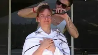 31 Year Old Woman Decides to Shave Her Head