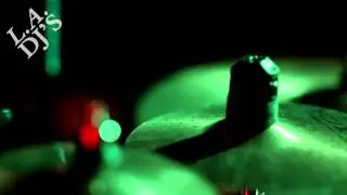 Percussionist Max van Winkelhof met DJ Mister T & saxofonist Tomas, bij Number 4, Utrecht