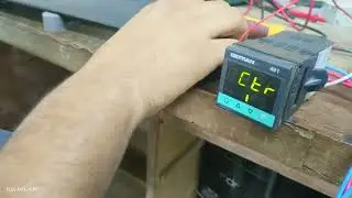 GEFRAN 401 temperature controller