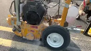 Road marking removal machine
