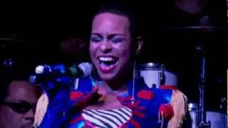 Ihsan Bilal - Free (live band Deniece Williams tribute)