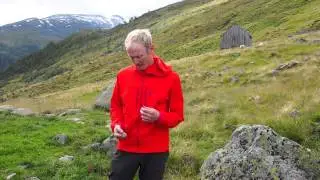 Halvor Dannevig from Bre og Fjell Reviews the Paramount Hooded Accelerator Softshell