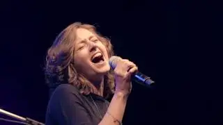 Laura Saleh & Tramp Cats Big Band - It's Love