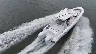 2022 Everglades 365cc