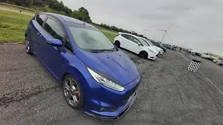 1/4 Mile Fiesta ST vs Skoda Fabia VRS 1.9tdi - Quarter Mile Santa Pod Race 15 August 2020