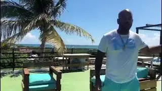 Vaughny loso - out #puertorico spitting some pain!!!!! #freestyle