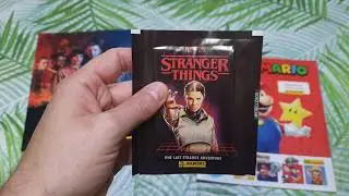 Opening Booster Pack Stickers Stranger Things 