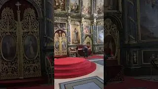 Serbian man venerating Holy Relics at the Serbian Orthodox Cathedral in Belgrade, Serbia 🇷🇸