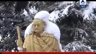 Jan Man: Tourists enjoy snowfall in Dalhousie