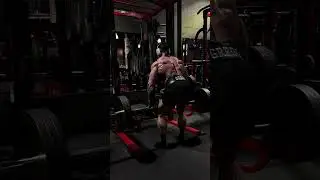 Lift progressive overload 📈 &ndash; muscles need challenge.#gym #music #love #motivation #gymlife
