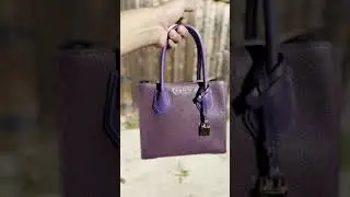 Michael Kors Mercer tote Medium (also called small)