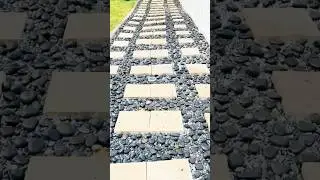 Simple & Easy Diy Walkway |that can be done in a few wknds #yard #budgetfriendlyideas #paverwalkway
