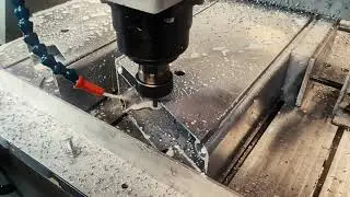 Produkcja profili aluminiowych na potrzeby budowy hal namiotowych