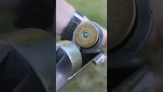 Стрельба из ружья NR Davis 8 калибра по микроволновке!!! #gunshorts #guns #gunvideos #бум #