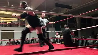 NWC - 5 décembre 2025 - Nathan Wolf/Vincent Kidman VS ICE/Shawn Adams