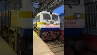 11019 Konark Express with Two Banker Locomotives 😍 #shorts #traingadi #train