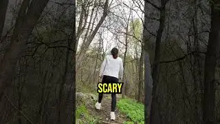 Женщина кричит в лесу, но она была не одна!😱😳 #шорты