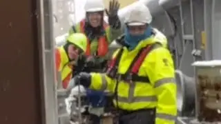 #Mooring ops. In the middle of snowy season  🥶