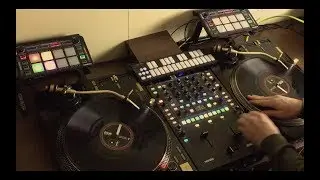 Waxolutionists - Furry Is Back (feat. DJ Flip)