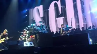 Guns N Roses - Godfather/Sweet Child of Mine/Star Spangled Banner - T-Mobile Arena - Las Vegas, NV