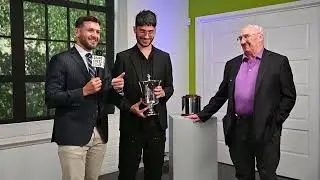 Rex Sinquefield presents Alireza Firouzja the trophy 2024 St. Louis Rapid & Blitz