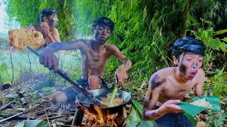 Suku Rimba Man Masak Gorengan Rebon Hutan Primitif~