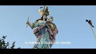 Subindo a ladeira do Goiti, mostrando as artes sacras 