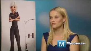 Reese Witherspoon Fun Interview with the Monsters V Aliens, Pharm Girl actress