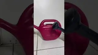 Regador pl&aacute;stico 5 Litros com bico chuveirinho