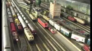 M&auml;rklin H0 10-fach Zugbetrieb im 10-fach Zeitraffer (10 trains in 10 x time lapse)