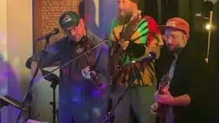 &ldquo;Don&rsquo;t Let Go&rdquo; Uncle John&rsquo;s Banjo @ Naukabout Brewing Co. 12/14/24