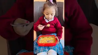 Tooktook ko mummy ne dant ke school ka lunch kraya