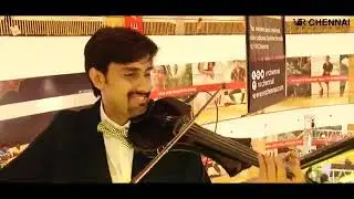 Violinist on an Escalator | First time in INDIA | #WalkingViolinist Aneesh Vidyashankar | VR Chennai