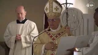 Papa Leão XIV celebra missa no túmulo de São Pedro e presta homenagem aos seus antecessores