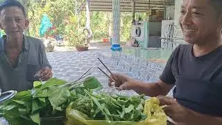 B&aacute;nh x&egrave;o nh&acirc;m nhi ly rượu đế mừng năm mới | QMT.