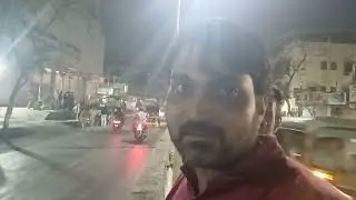 Achole road Dwarka hotel k pehle Padmavati building k pass road pe bumper jesa bike k.liye jaan leva