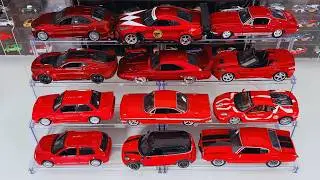 Распаковка литых моделей автомобилей Welly, Jada и Maisto в масштабе 1:24 &ndash; коллекция RED!