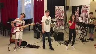Hit the road Jack - White Bandana by Music 4 All