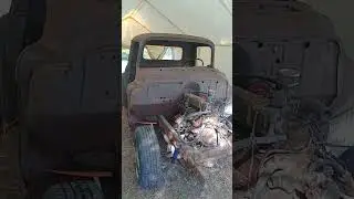 1959 Chevy Apache 3200 series fleet side