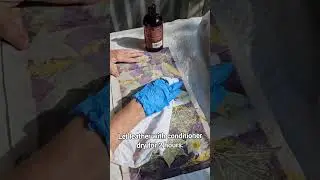 Conditioning  Ecoprinted  leather