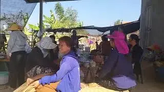 พากันไปแจกกล้วยให้ด้วยไงใจดีที่สนับสนุนกล้วยฉาบเจ๊เจ็บ