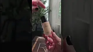 Chanel N&deg;1 foundation in B10 🖤 I can't wait to try it🖤 #beauty #makeup #chanel #luxury #unboxing