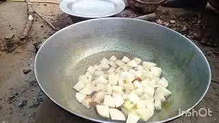 Fresh snails are picked from the pond and cooked 🤤🤤🤤 আদিবাসীদের শামুক রান্নার রেসিপি 🤤