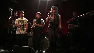 Love Absurd Packs A Wallop That 1 Guy Cover LIVE