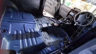 25 Years Old Toyota Prado, Full Detailing & Deep Cleaning As Very Clean fresh Looks