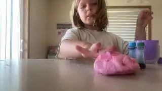 Avery makes a TABLE SLIME with no bowl!!!