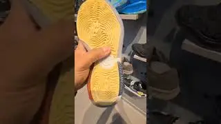 NIKE AIR DELDON