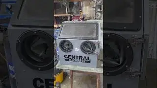 Sand Blasting Knives with Harbor Freight Central Machinery 30 Lb. Abrassive Blast Cabinet.