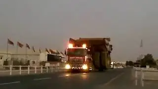 Heavy Haulage transport a Komatsu 785 UAE/PINOY