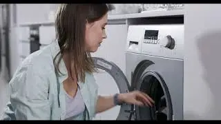 Солнечная крыша Tesla пролетает незаметно